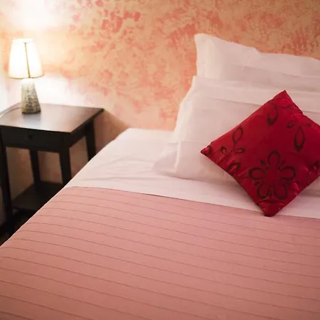 Quari Restaurant & Pizza Hotell 3*