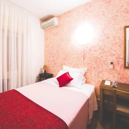 Quari Restaurant & Pizza Hotel 3*