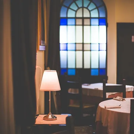 Hotel Quari Restaurant & Pizza
