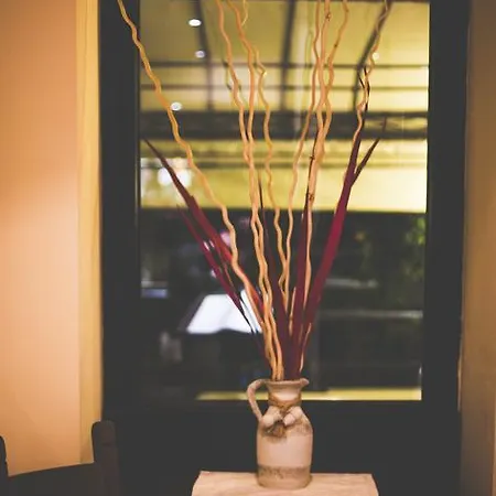 Quari Hotel Restaurant & Pizza Hotel